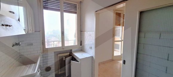 3غرفة شقة في Carpi, Italy رقم 18449 12