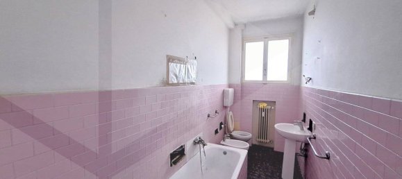 3غرفة شقة في Carpi, Italy رقم 18449 26