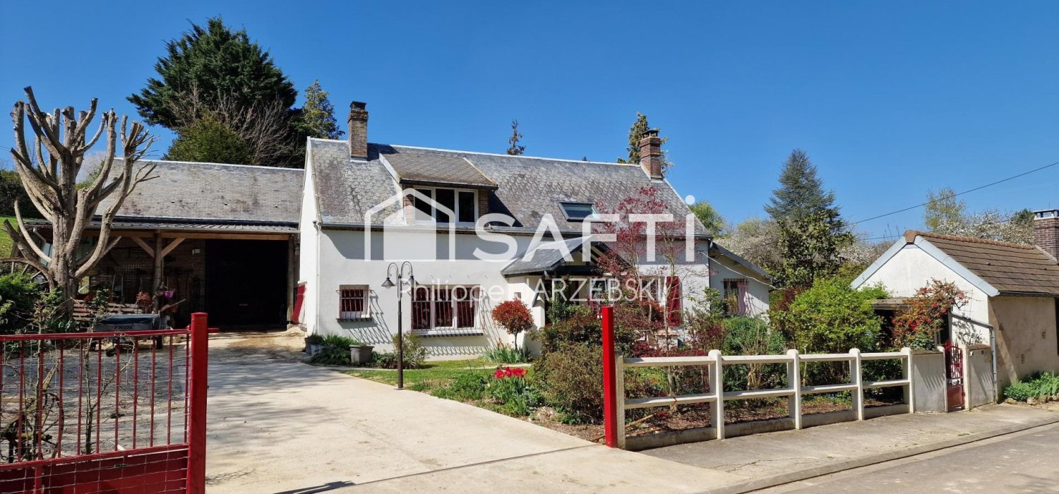  Castillos de 3 dormitorios en Aube, France No. 280334