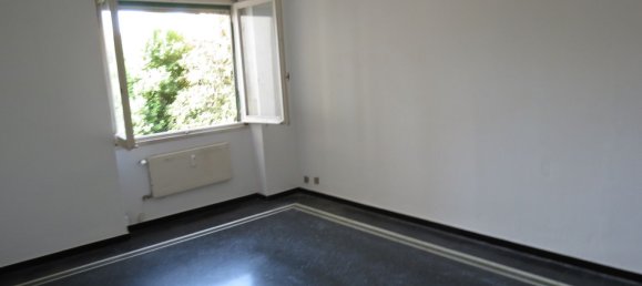 3 bedrooms Apartment in Genoa, Italy No. 335706 8