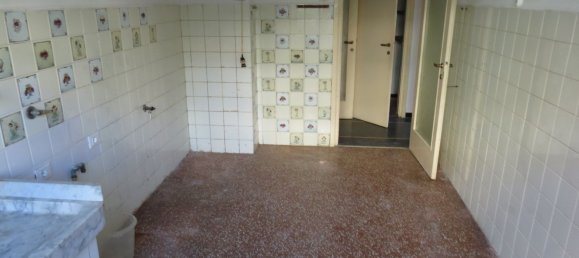 3 bedrooms Apartment in Genoa, Italy No. 335706 7