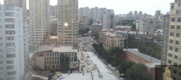 3 Schlafzimmer Wohnung in Jasamal, Azerbaijan, Nr. 2092 24