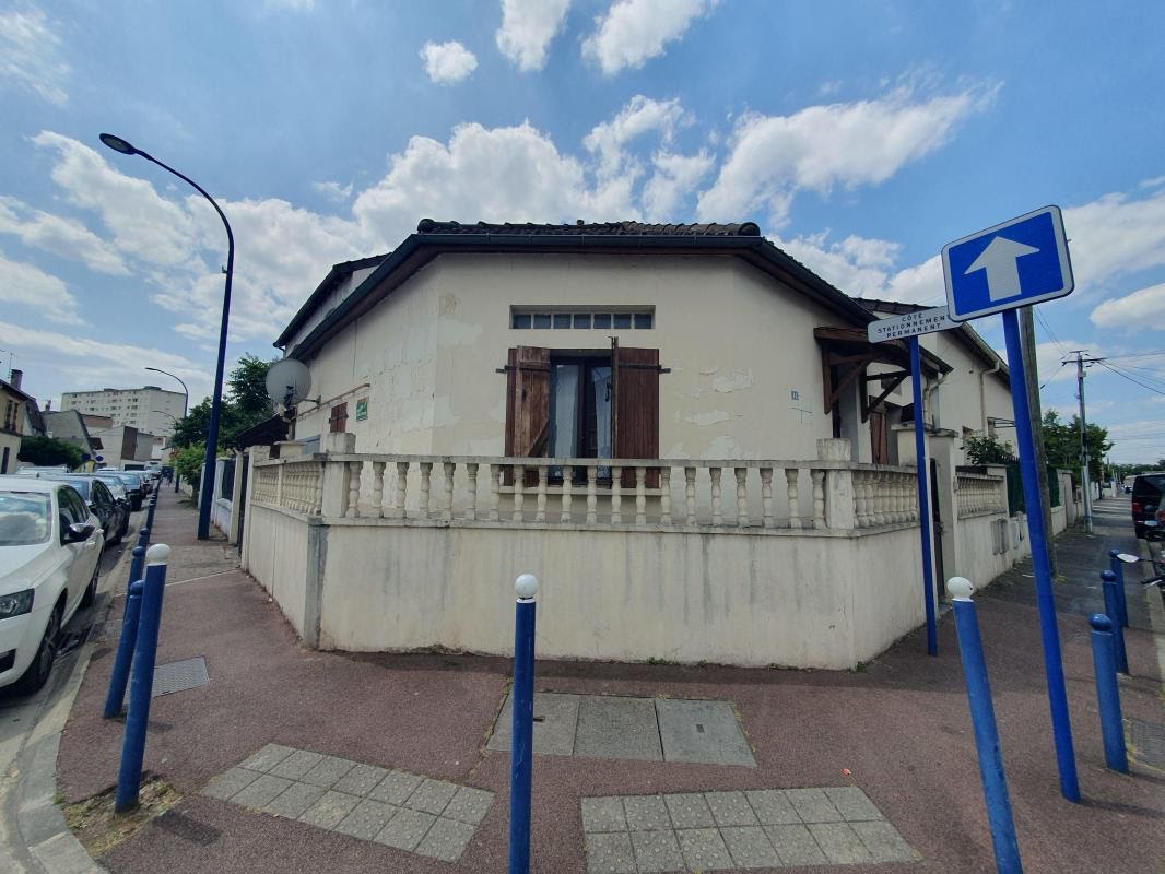 Дом с 3 спальнями в Дранси, Франция № 296453