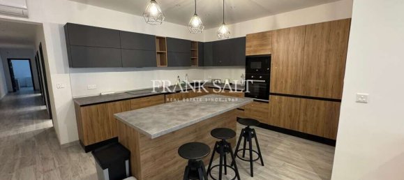 3 Schlafzimmer Wohnung in Swieqi, Malta, Nr. 8329 4