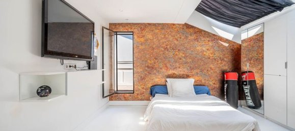 Casa de 4 dormitorios en Pantin, France No. 359356 14