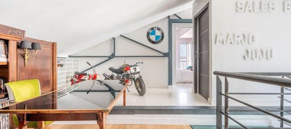 Casa de 4 dormitorios en Pantin, France No. 359356 12