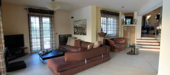 5 bedrooms Villa in Corfu, Greece No. 5517 24