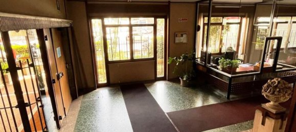 57m² Office in Palermo, Italy No. 298780 13