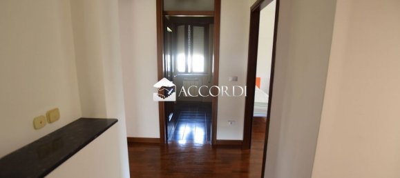 6 rooms Villa in Castelfranco Veneto, Italy No. 300812 10