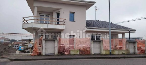 4 غرف نوم فيلا في Castrezzato, Italy رقم 264569 5