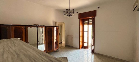 6 Schlafzimmer Haus in Casarano, Italy, Nr. 362813 24