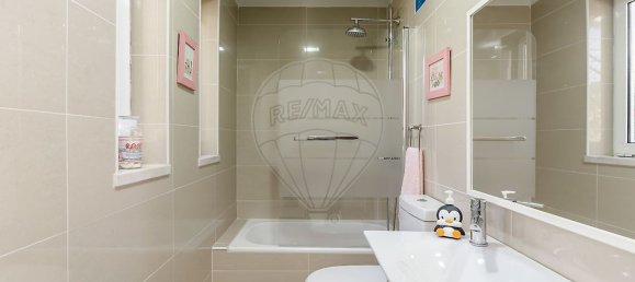 4 bedrooms House in Almada, Portugal No. 170667 27