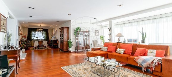 4 bedrooms House in Almada, Portugal No. 170667 30