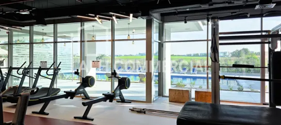 1 room Commercial property in Meydan, UAE No. 121718 24