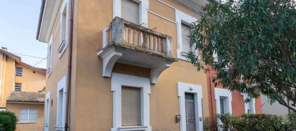 7 bedrooms Villa in Cattolica, Italy No. 334907 3