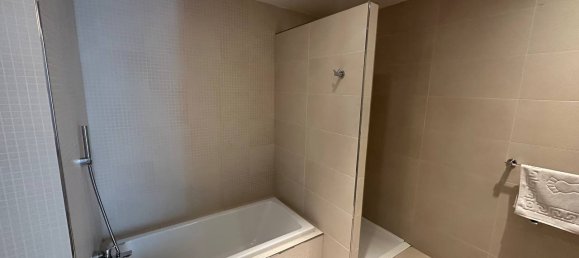 Apartamento T2 em Nasimi, Azerbaijan N.º 1939 5