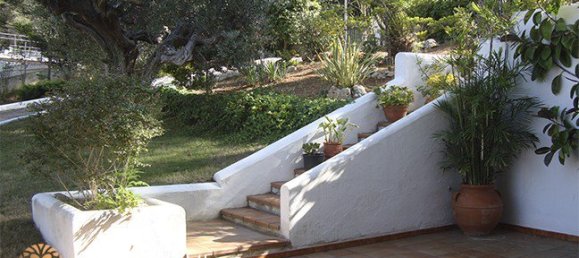 5 Schlafzimmer Villa in Castelldefels, Spain, Nr. 47 3