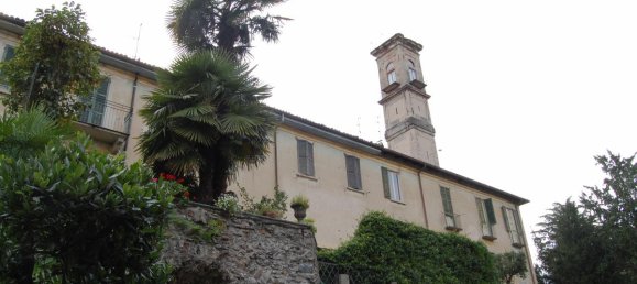 4 rooms Apartment in Lambrugo, Italy No. 15252 3