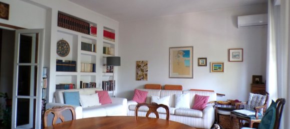 5 bedrooms Apartment in Florence, Italy No. 377915 2
