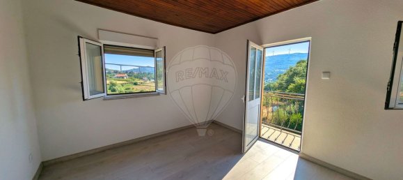 3 bedrooms House in Vila Pouca de Aguiar, Portugal No. 179808 2