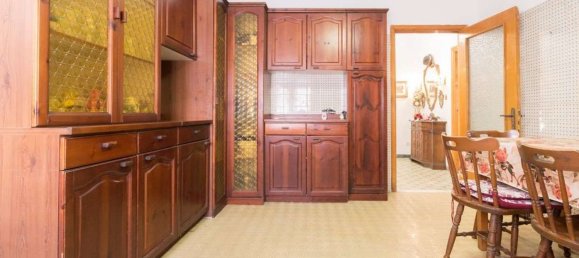 Квартира с 6 комнатами в Кальяри, Италия № 233445 20