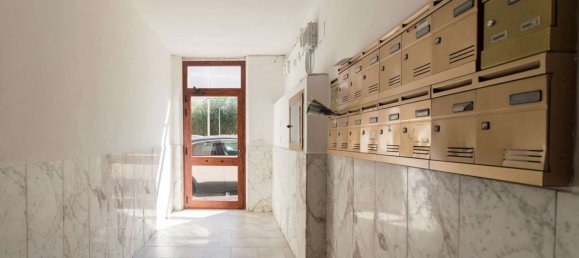 Квартира с 6 комнатами в Кальяри, Италия № 233445 10