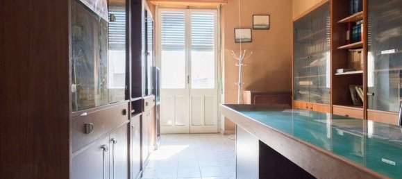 Квартира с 6 комнатами в Кальяри, Италия № 233445 36