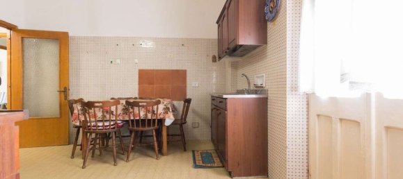 Квартира с 6 комнатами в Кальяри, Италия № 233445 45