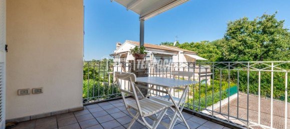 2 bedrooms Apartment in Sirolo, Italy No. 318883 8