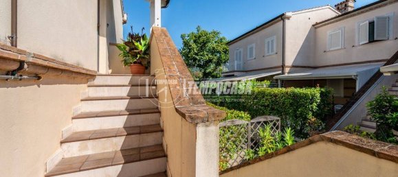 2 bedrooms Apartment in Sirolo, Italy No. 318883 3