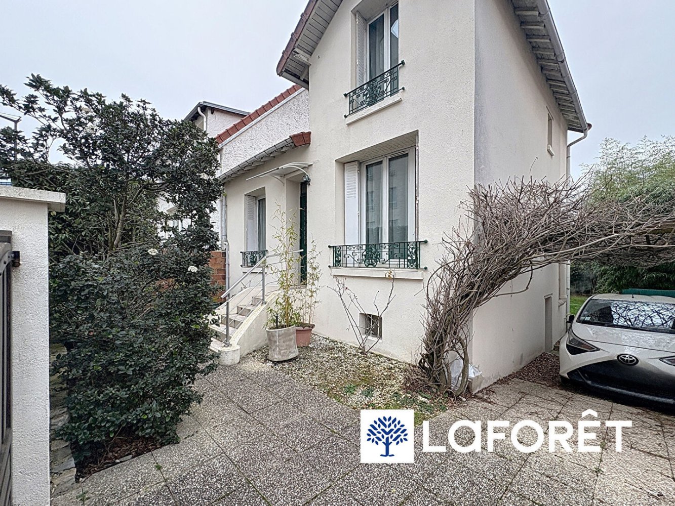 2 bedrooms House in Antony, France No. 137724