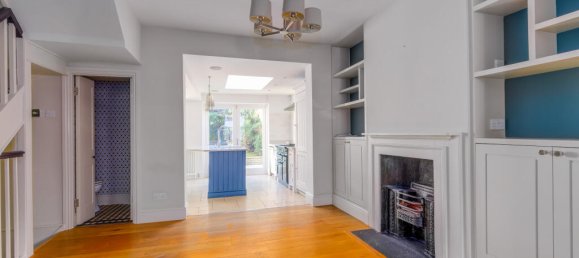 3 Schlafzimmer Haus in London, United Kingdom, Nr. 14154 2