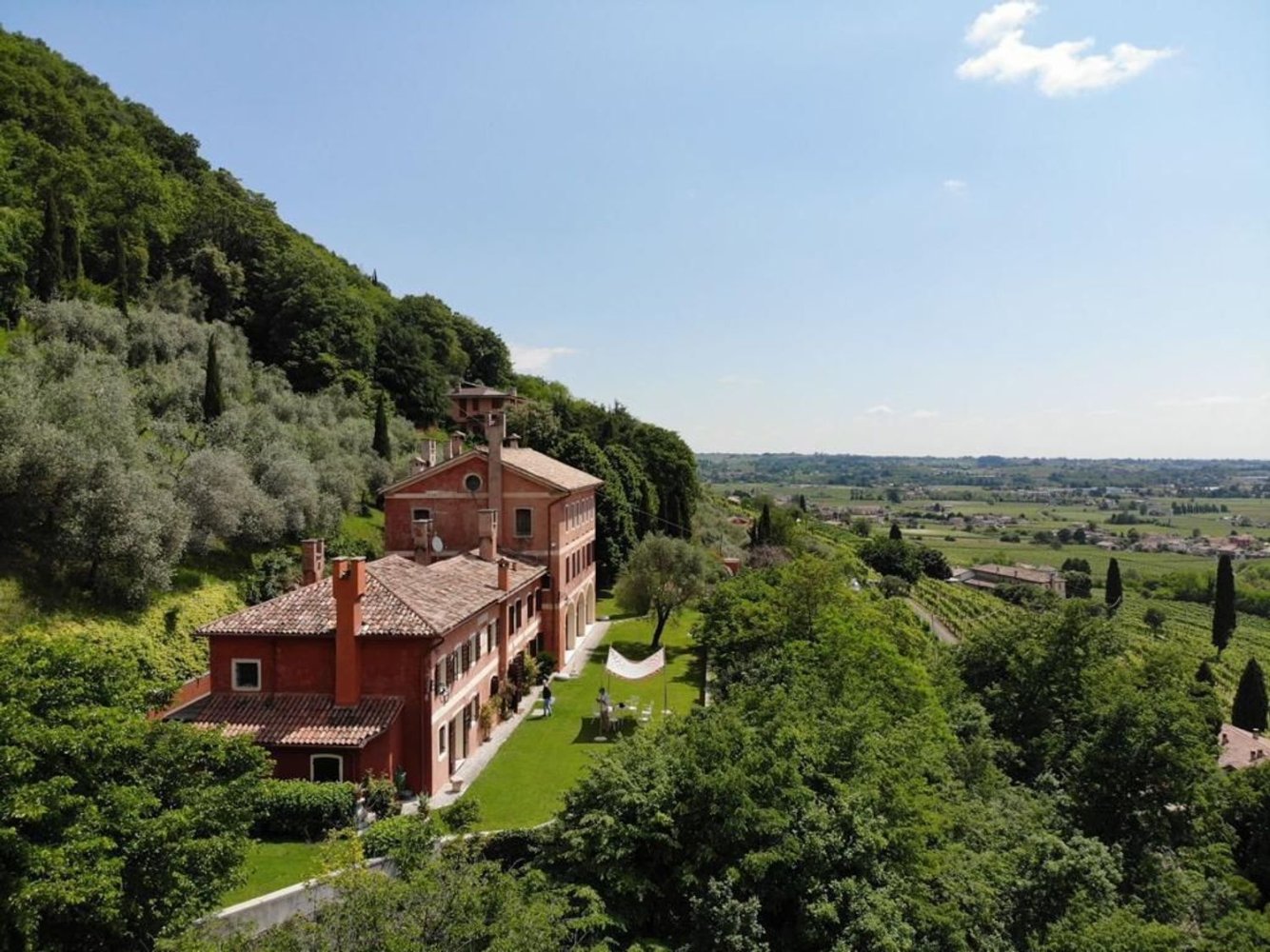 9 rooms Villa in Pieve di Soligo, Italy No. 225686