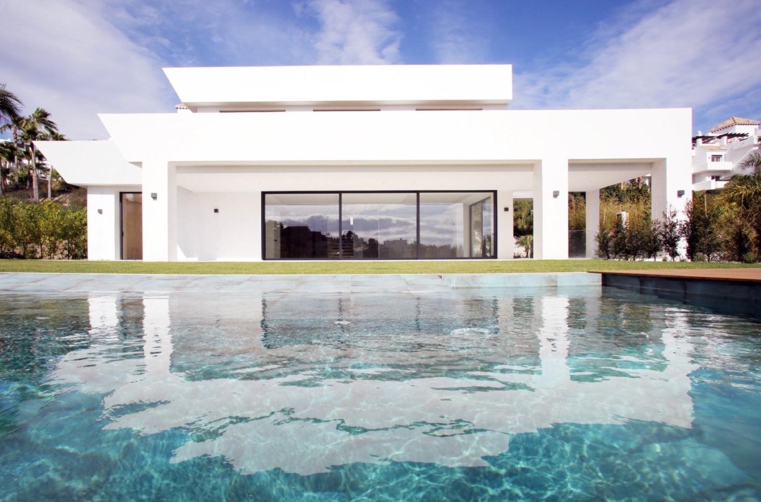 Villa de 5 dormitorios en Málaga, Spain No. 119440