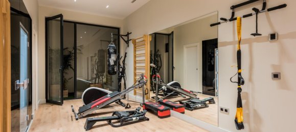 Villa de 5 dormitorios en Málaga, Spain No. 119440 19