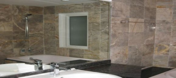 2 bedrooms Apartment in Ba Dinh, Vietnam No. 5212 11