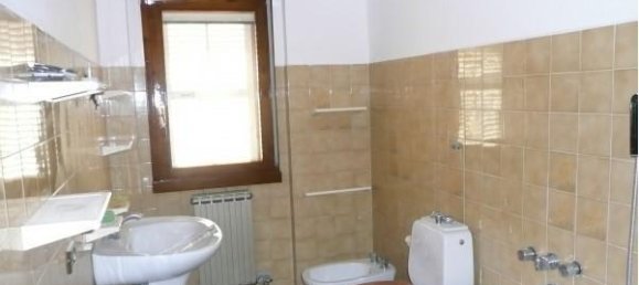 5غرفة منزل في Pessano con Bornago, Italy رقم 164382 5