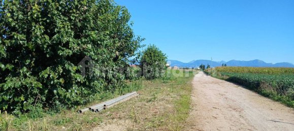 Grundstück in Udine, Italy 4000m², Nr. 333192 9