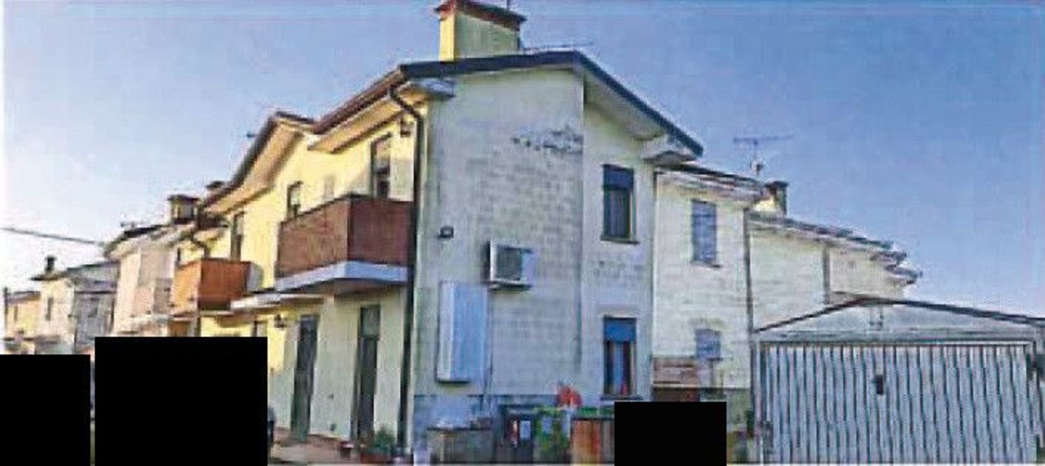 Apartamento de 4 divisões em Rovigo, Italy N.º 54436