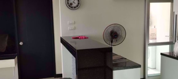 Кондоминиум  с 1 спальней в Кхлонг Сан, Таиланд № 10042 4