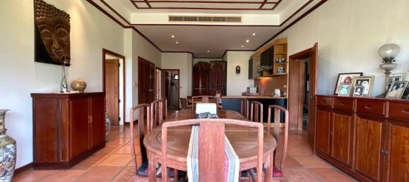 Кондоминиум  с 4 спальнями в Пран Бури, Таиланд № 21717 3