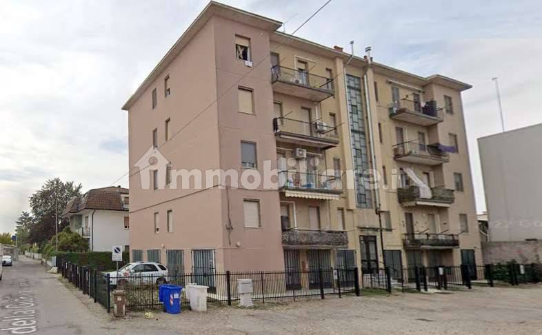 2 bedrooms Apartment in Vigevano, Italy No. 183309