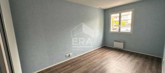 3 chambres Appartement à Châteauroux, France No. 267649 5