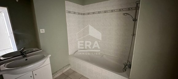 3 chambres Appartement à Châteauroux, France No. 267649 6