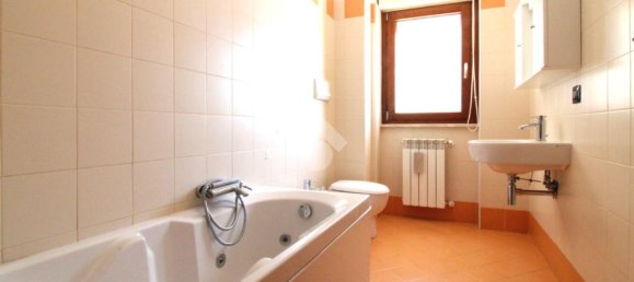 2 bedrooms Apartment in Campobasso, Italy No. 356630 13