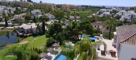 5 غرف نوم فيلا في Estepona, Spain رقم 87583 36