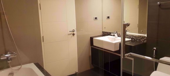 2 bedrooms Duplex in Khlong Toei, Thailand No. 10264 10