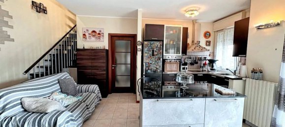 3 bedrooms Duplex in Bomporto, Italy No. 327793 16