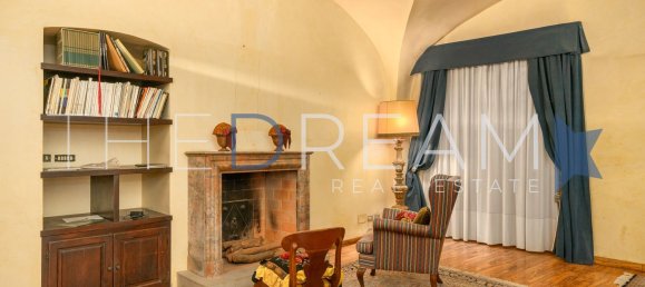 11-Zimmer Doppelhaus in Florence, Italy, Nr. 141257 29