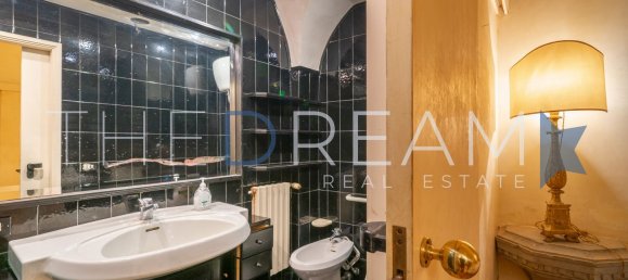 11-Zimmer Doppelhaus in Florence, Italy, Nr. 141257 30